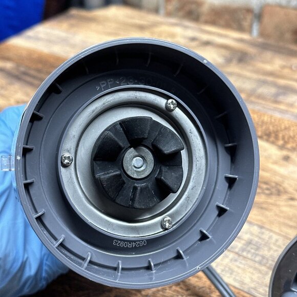 Bullet Nutribullet High Speed Blender NB-101B/  Household Use Only - Picture 5 of 5